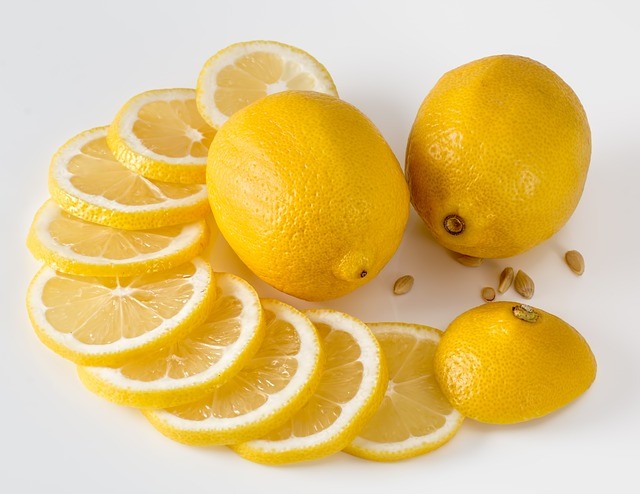 lemon for glowing skin