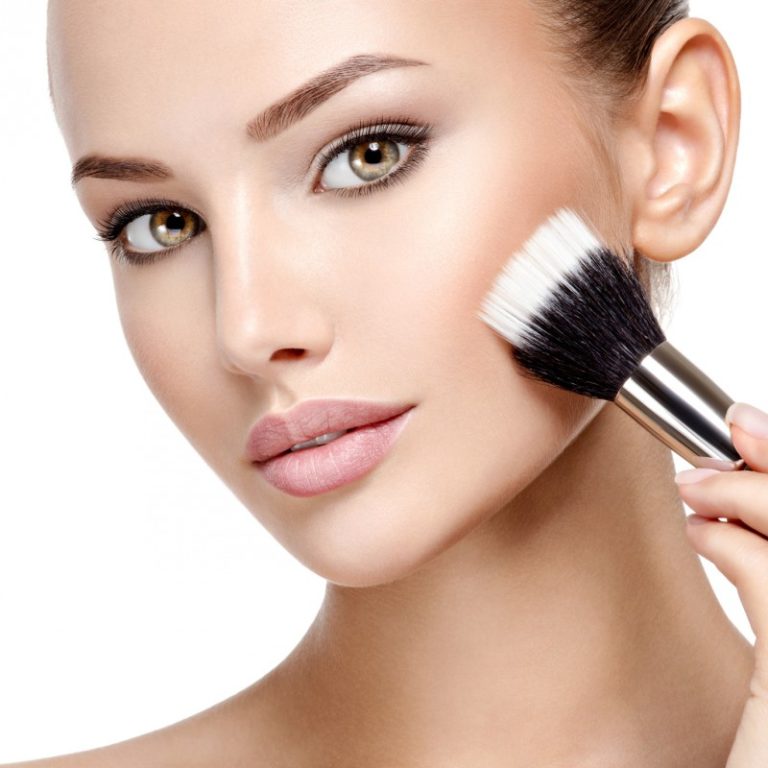 Use foundation brush