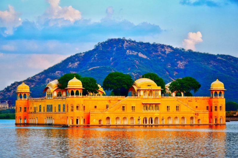 jal_mahal_at_jaipur