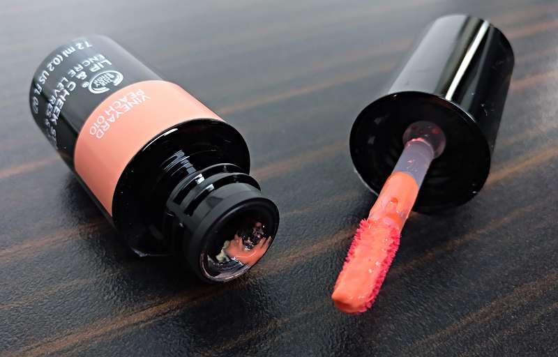 The Body Shop Lip & Cheek Stain