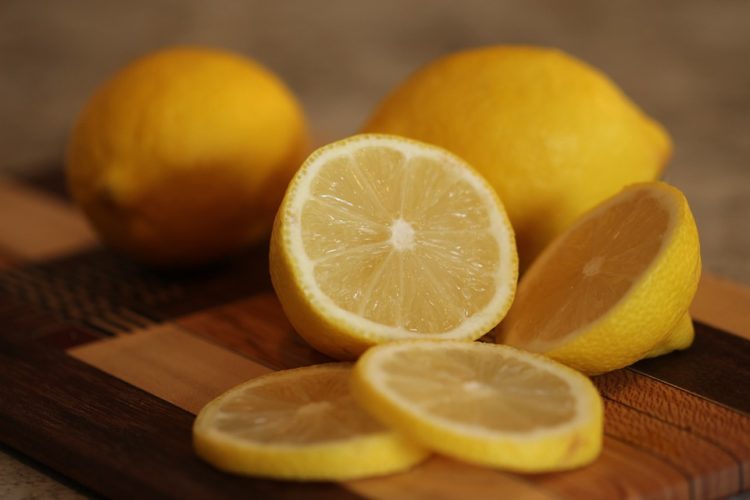 lemon-juice-for-skin