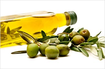 Olive-oil-nail-growth