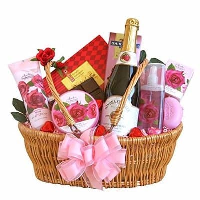 SPA HAMPER one of the best new year gifts 2020
