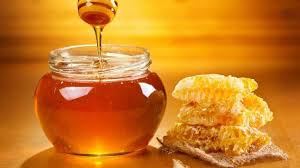 honey-with-nail-growth