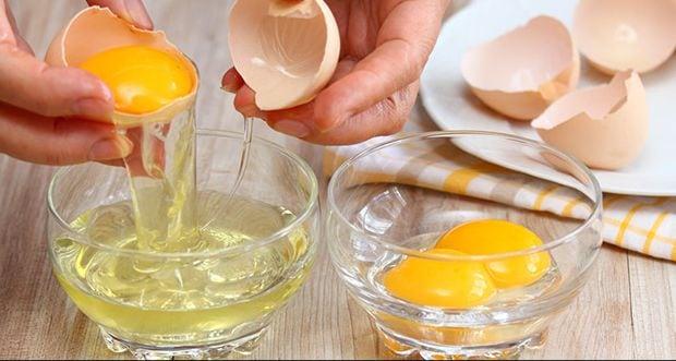 Egg White One of the home remedies for open pores