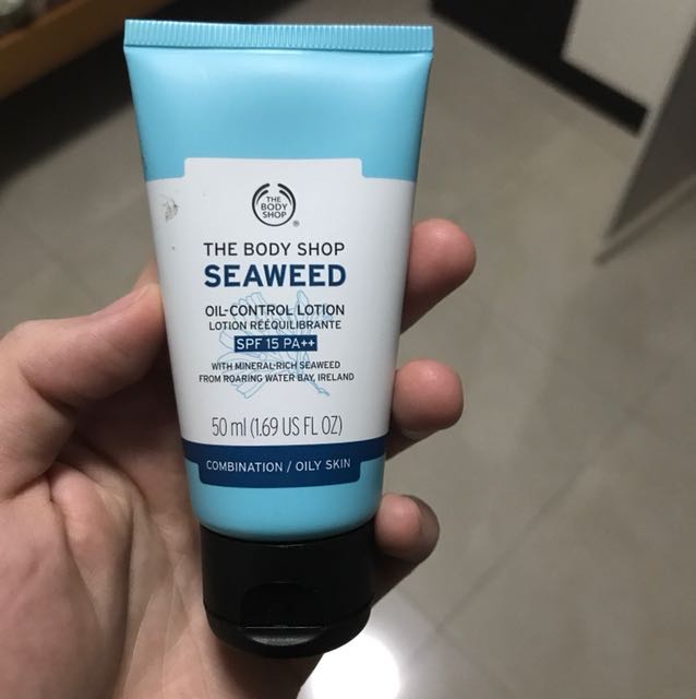 The Body Shop Seaweed Oil Control Lotion SPF 15