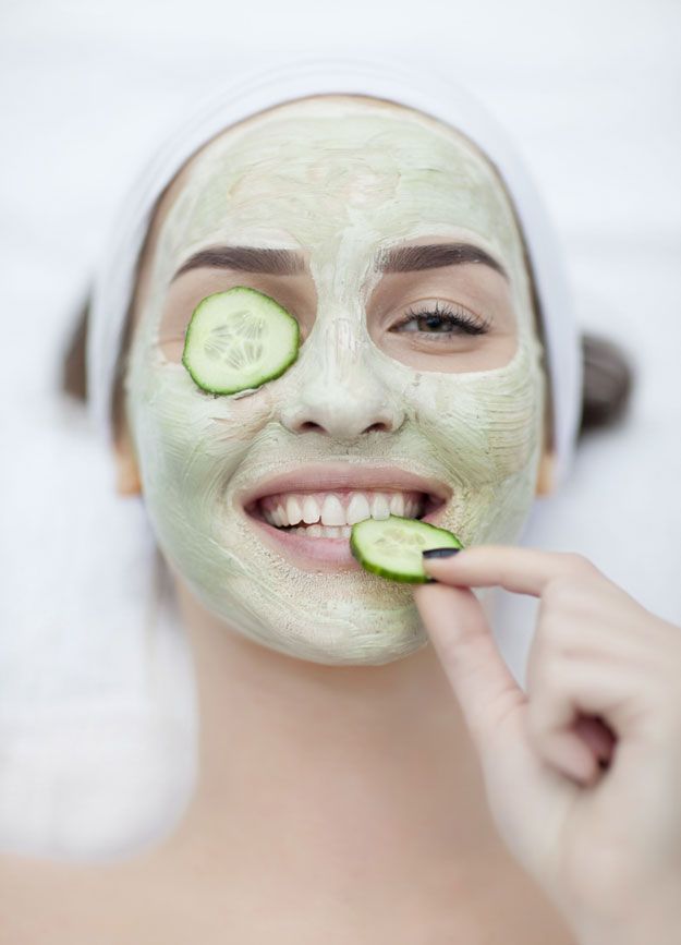 Homemade Cucumber Face Mask to Hydrate Skin