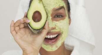 11 Effective Avocado Face Mask for Clear Skin