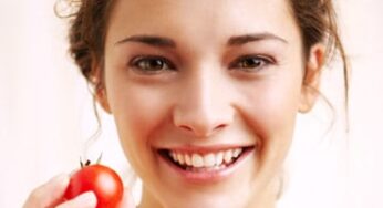 Benefits Of Rubbing Tomato On Face Everyday