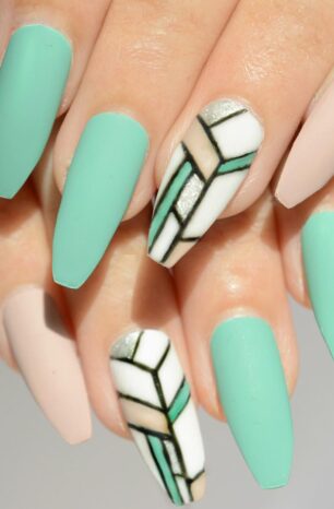 15+ Simple Designs for Nail Art Step By Step (With Images) 2021
