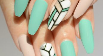 15+ Simple Designs for Nail Art Step By Step (With Images) 2024