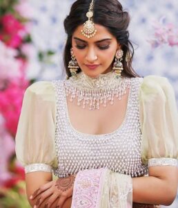 13 Stylish Fancy New Blouse Design For Festival 2022 | Trabeauli