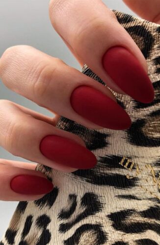 Red nail designs short