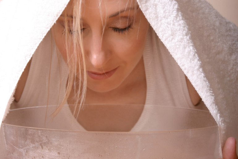 Benefits of facial steaming for acne