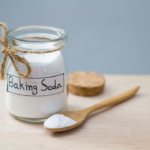 How to apply baking soda on face